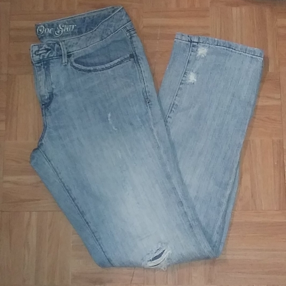 boyfriend jeans converse